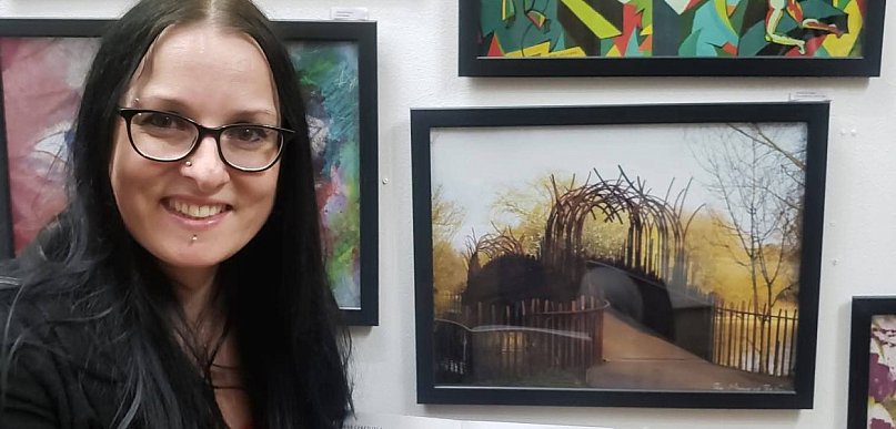 Artystka z Gorlic wyróżniona za wkład w sztukę i kulturę w Wielkiej Brytanii [FOTO
