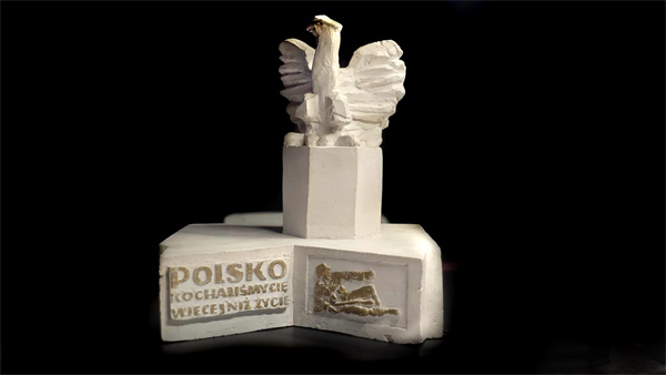 Miniatura Pomnika przygotowana przez Zdzisława Thola w masie gipsowej przed jego budową