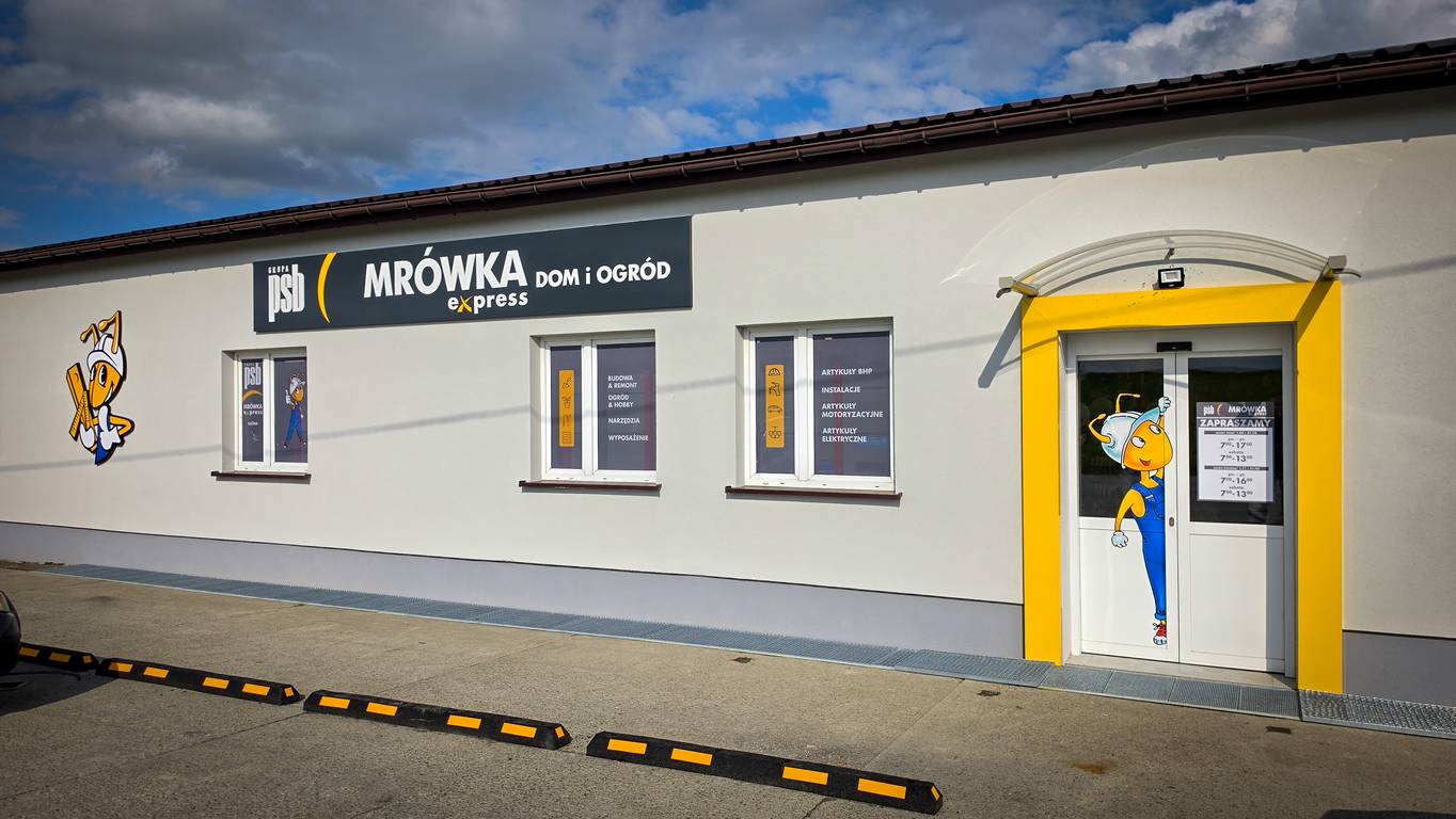 Otwarcie o godzinie 7:00 w sobotę 9 maja